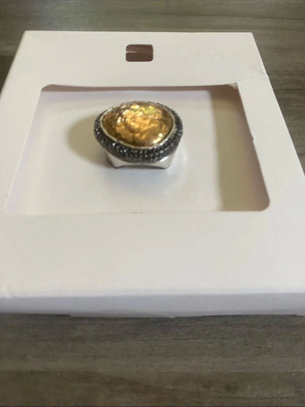 NWT Zara Crystals Texture Maxi Ring